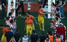 Thắng nhọc Atletico, tân vương Barca ăn mừng chức vô địch sớm