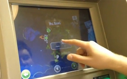 Máy ATM chơi được trò Angry Birds