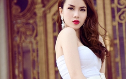 Yến Trang khoe vai trần với sắc trắng tinh khôi