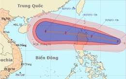 Bão Krosa giật cấp 13 tiến sát biển Đông