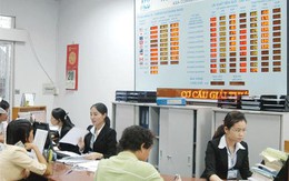 Vợ chồng làm cùng ngân hàng, một người phải nghỉ