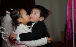 Trung Quốc: Nín thở theo dõi đám cưới tập thể của các nhóc tỳ