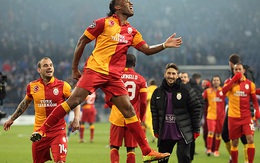 Galatasaray quăng tiền ra mua chiến thắng