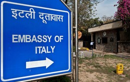 Ấn Độ “giam lỏng” Đại sứ Ý