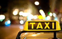Nữ tài xế taxi bị cướp lúc rạng sáng