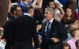 Liên tục bị trọng tài chèn ép, Lambert gây lộn với Mourinho trên sân