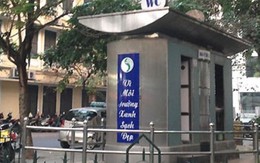 “Chẳng lẽ không có nổi vài WC phục vụ khách du lịch?”