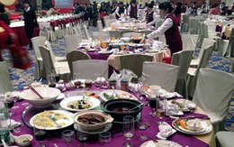 Trung Quốc: Yến tiệc xa hoa rút vào bí mật