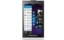 Smartphone giá rẻ BlackBerry Z3 và "hoài bão Z10"