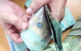 Sếp ngân hàng dè dặt thưởng Tết