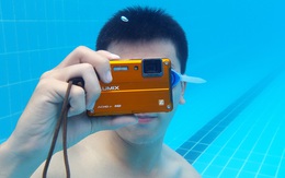 Galaxy S5 "bơi lội" thoả thích; chụp ảnh, quay phim ầm ầm