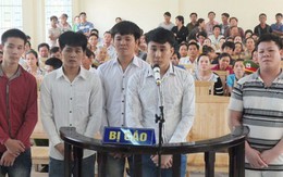 Đại gia đình kéo nhau vào tù vì... đi ăn cưới “chùa”