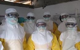 Bắn người vượt biên để ngăn lây lan bệnh Ebola