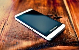BlackBerry Z10 4,5 triệu gây sốt với đợt hàng thứ hai