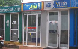 Mỗi thẻ ATM, ngân hàng thu 1,7 triệu tiền phí/năm