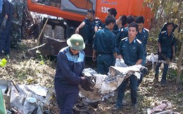 Máy bay rơi, 18 chiến sĩ hi sinh: Phi công cố tránh nhà dân