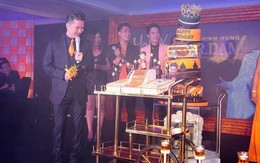 Đại gia Nguyễn Thị Liễu tặng bánh dát 10 lượng vàng cho Mr Đàm?