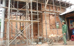 Mua đất, xây nhà ở Hà Nội: "Một tiền gà, ba tiền thóc"
