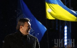 Yanukovych được chiến đấu cơ hộ tống đến Nga giữa đêm