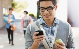Sinh viên hiện đại "bỏ ăn bỏ ngủ" vì smartphone