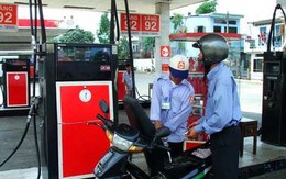 Không giảm giá xăng, giảm tiếp giá dầu