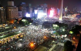 Buenos Aires "cuồng nộ" sau thất bại của ĐT Argentina