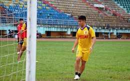 Văn Quyến thanh minh vụ bị nghi bán độ trận AFC Cup khác