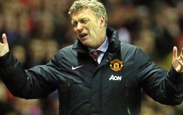 "Đỏ mặt tía tai", David Moyes gọi trọng tài là "kẻ thù"