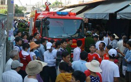 Tranh chấp đất với anh ruột, dùng xăng cố thủ giữ nhà