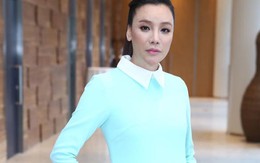 Hồ Quỳnh Hương cứng đờ mặt trong sự kiện thời trang