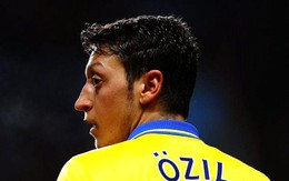 Chơi tệ hại, Ozil đen đủi dính chấn thương nặng