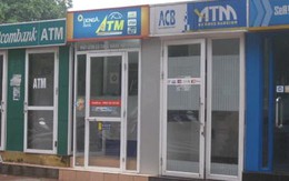 Để máy ATM hết tiền, ngân hàng sẽ bị phạt bao nhiêu?