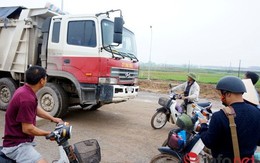 Đường nối Nội Bài - Nhật Tân: Dân chặn xe đơn vị thi công