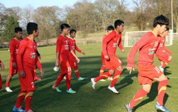 HLV Guillaume đặc biệt không hài lòng về U19 Việt Nam