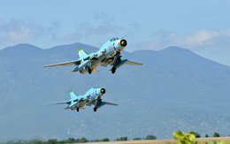 Trung đoàn Không quân 937 huấn luyện bay Su-22
