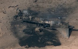 ẢNH: Máy bay AV-8B Harrier của quân đội Mỹ cháy rụi
