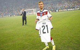 Khoảnh khắc rất “con người” của Gotze trong lễ đăng quang