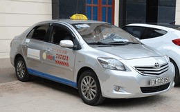 Nữ quái 17 tuổi cướp taxi trong đêm