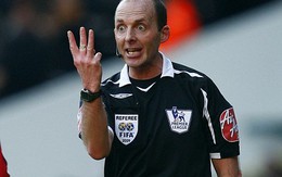 Nghi án: Trọng tài Mike Dean xử ép Man United