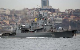 Căng thẳng chờ đợi "soái hạm Ukraine treo cờ Nga"