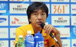 HLV Miura nói gì về quả phạt đền cho U23 Việt Nam?