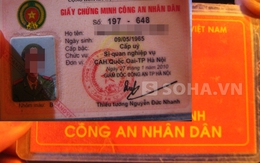 Nhặt được thẻ ngành Công an, nhét ví cho "oai"