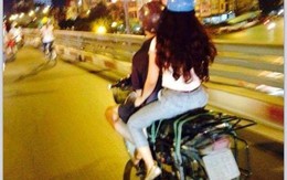 Cặp đôi hạnh phúc trên xe máy cà tàng lay động dân mạng