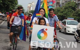 Hàng trăm người đạp xe ủng hộ hôn nhân đồng tính