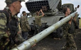 Quân đội Ukraine bị tên lửa Grad tấn công tới tấp gần Mariupol