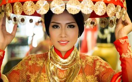Trang phục dân tộc của Hoa hậu Nguyễn Thị Loan bị chê rườm rà