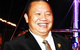 Muôn mặt đại gia Việt gỡ khó: Nick đã đi rồi, Hoa Sen ở lại