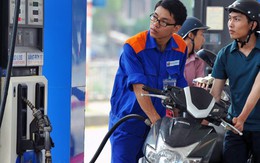 Xăng dầu kêu lỗ cũng không được phép tăng giá