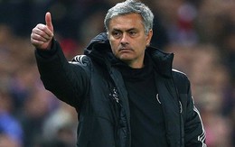 Thất bại thảm hại, Mourinho vẫn nhận quà từ ông chủ Abramovich