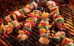 Lý giải vì sao nhiều người thích ăn thịt nướng BBQ hơn thịt luộc